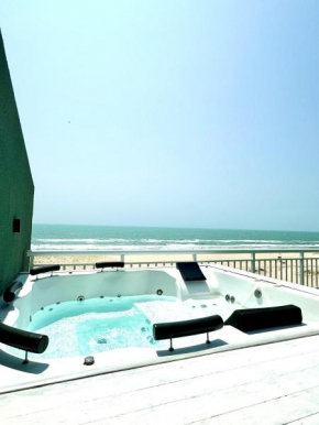Paraíso Beach - Cond Terramaris - Cobertura duplex frente mar, pé na areia, próximo ao Beach Park